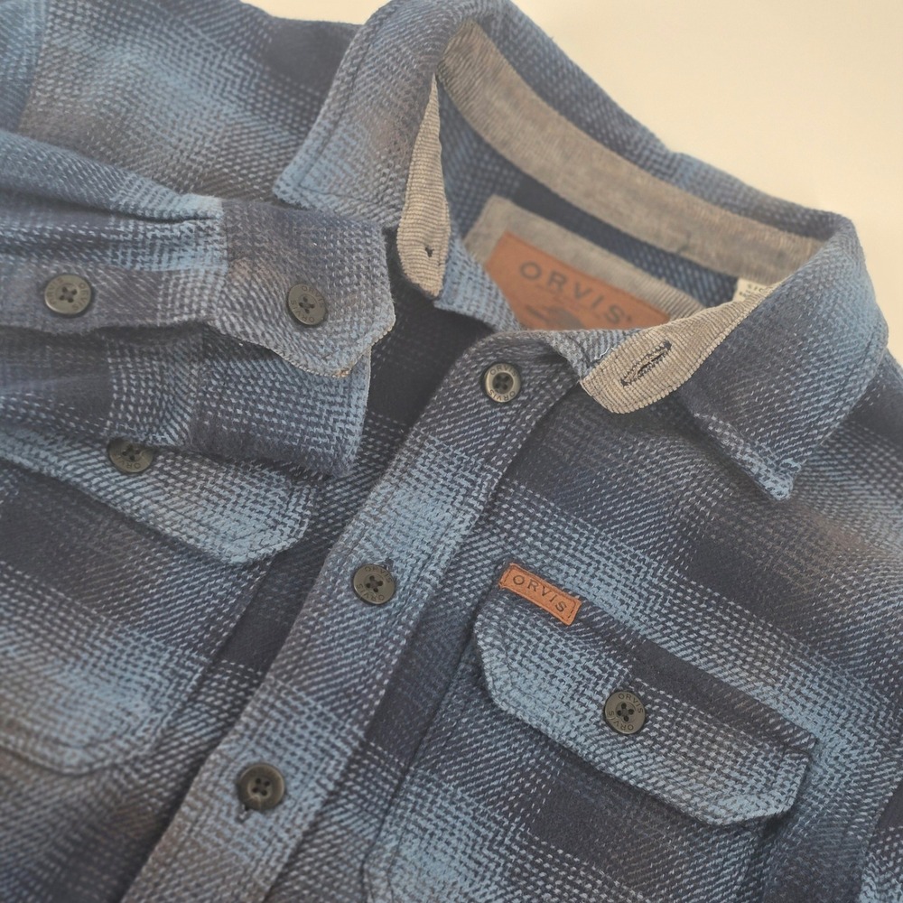 Orvis Flannel Shirt Mens Medium Blue Ombre Plaid Long Sleeve Button Down Outdoor